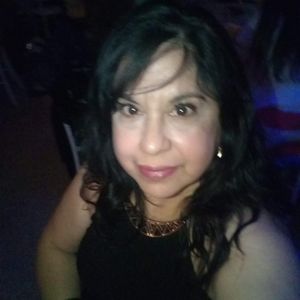 Meet your Posher, Flora